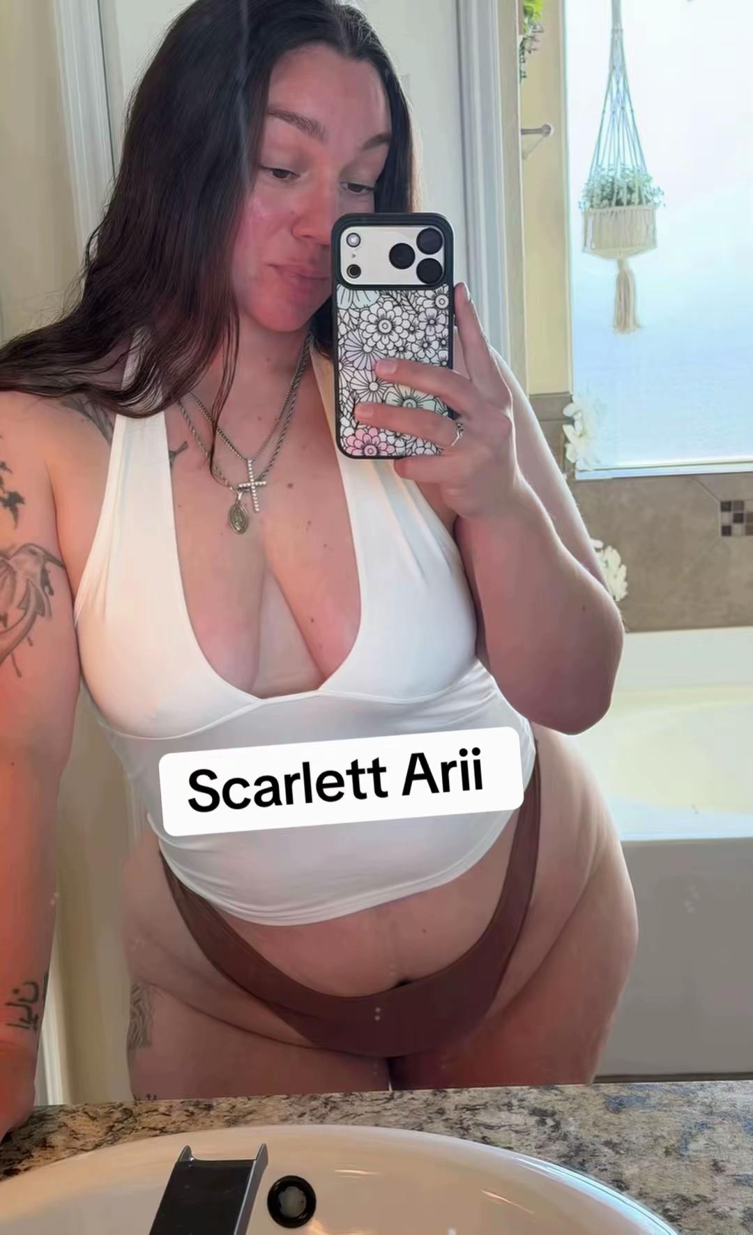 @🍑 Scarlett Arii 🍑