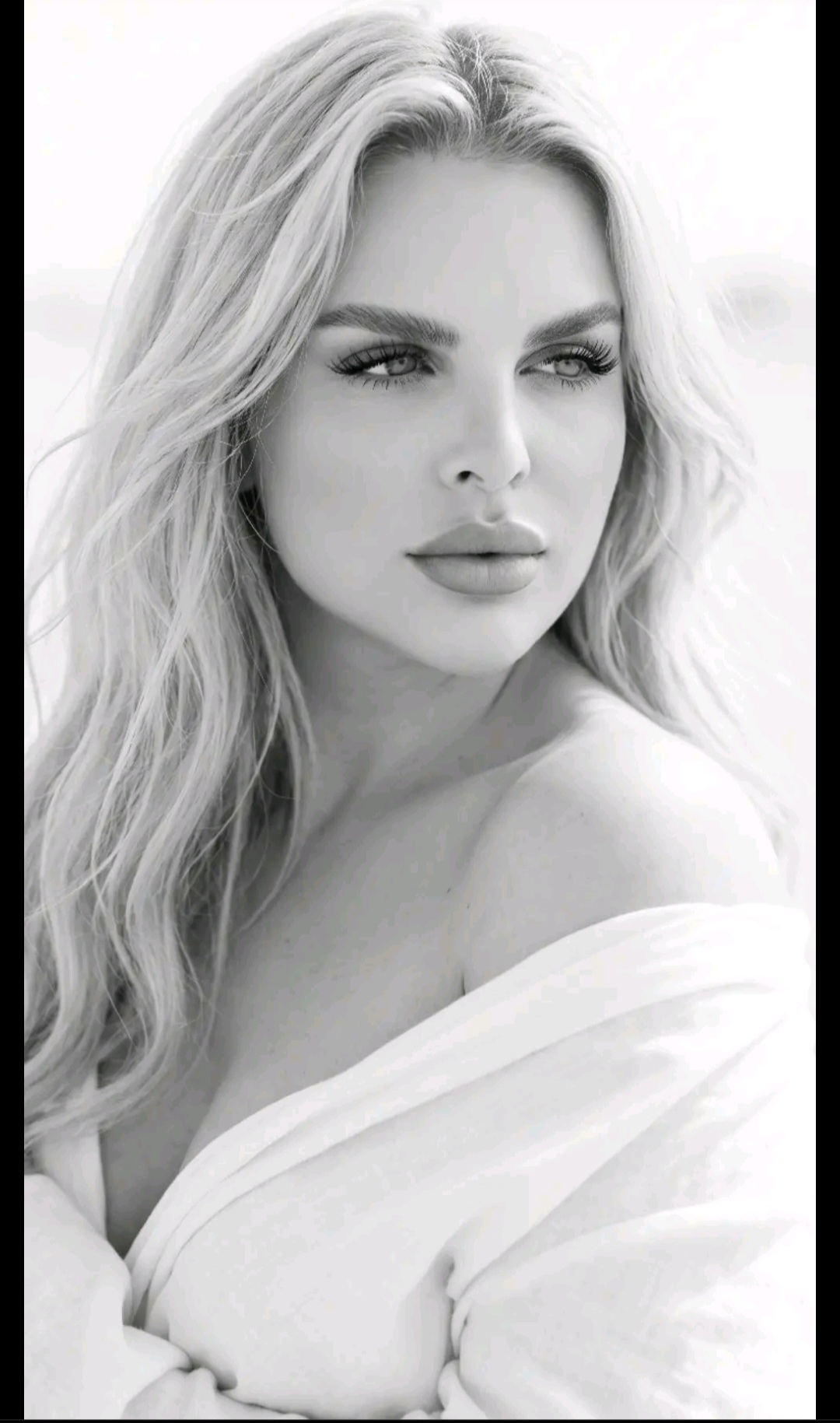 @lizaelias3
