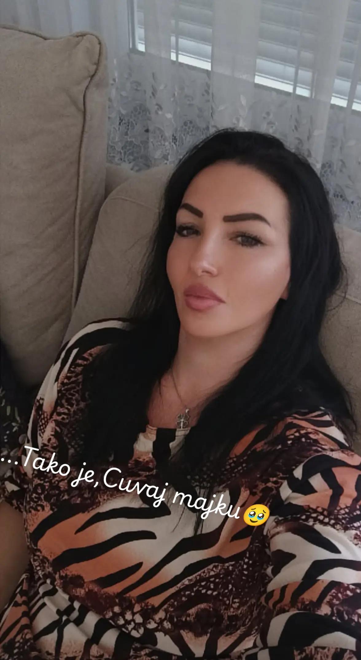 @Zlataa
