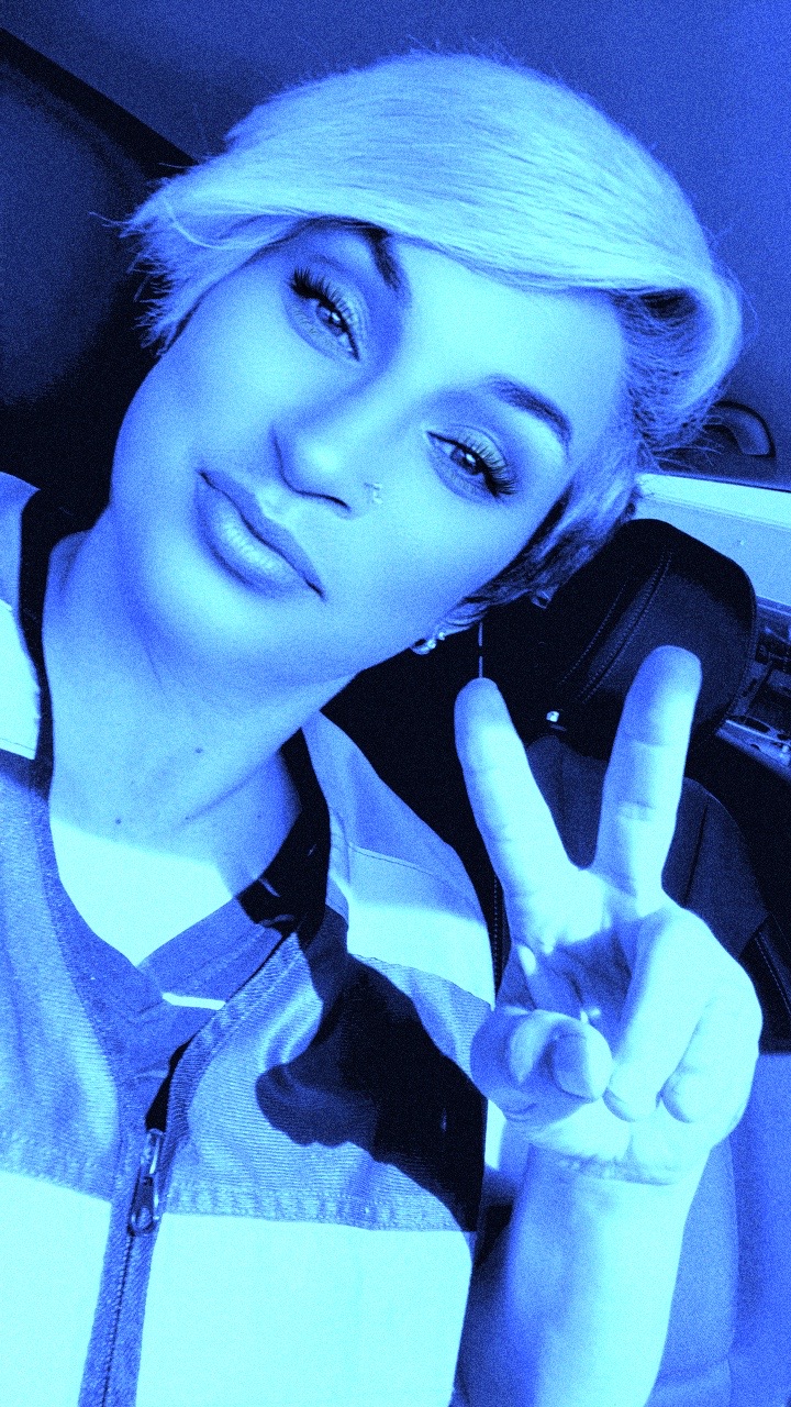 @EyeCandiXoX
