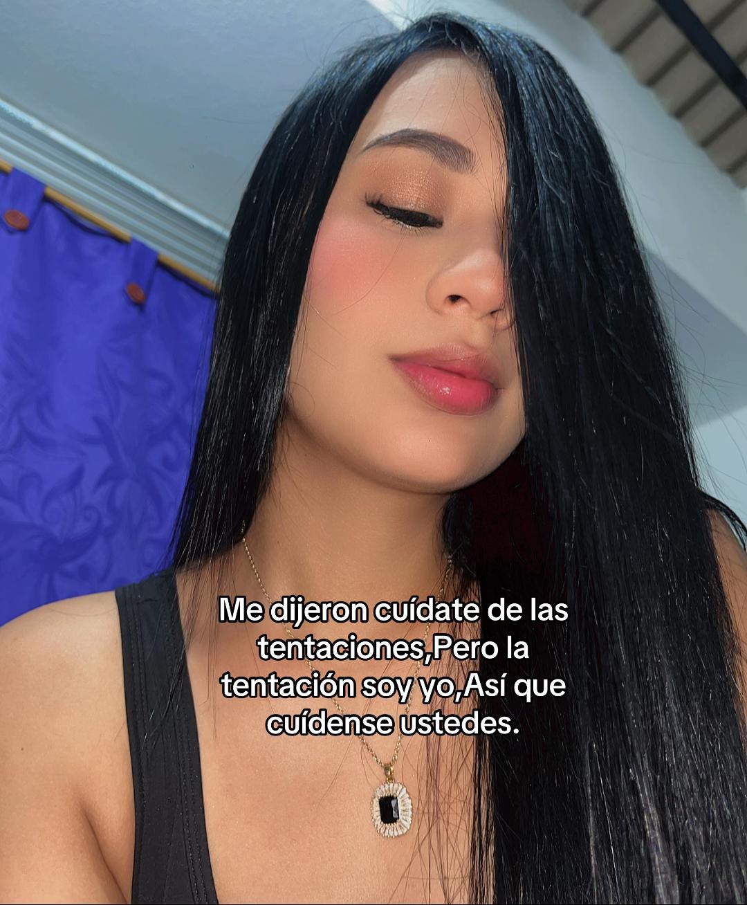 @Danielaotero