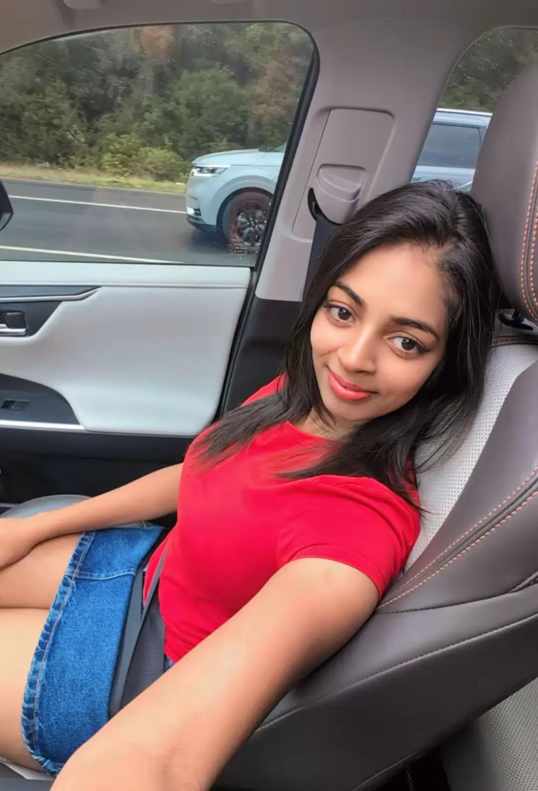 @Sandy 🇱🇰🇦🇺