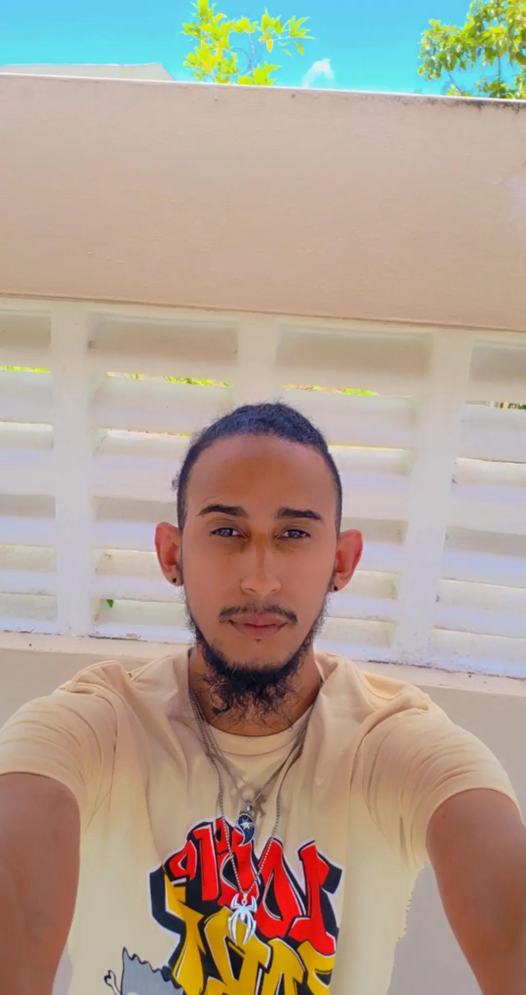 @Angel Guzman 🇵🇷