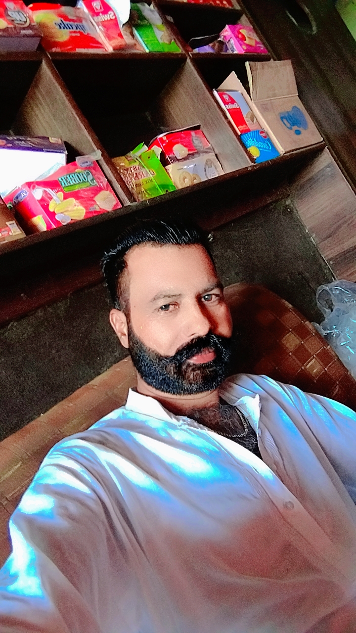@𝑭𝑶𝑱𝑰 𝑷𝑨𝑨𝑵 𝑺𝑯𝑶𝑷 🦁
