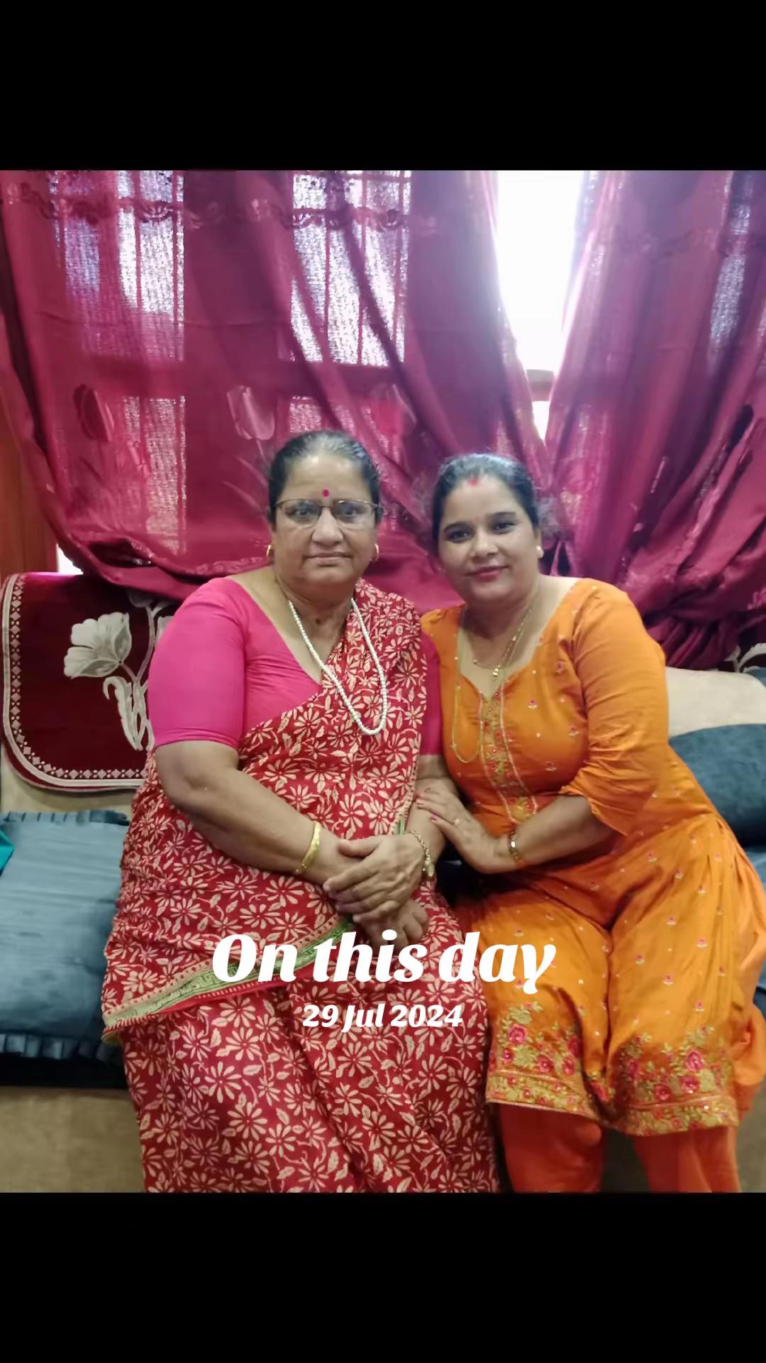 @राधा आचार्य