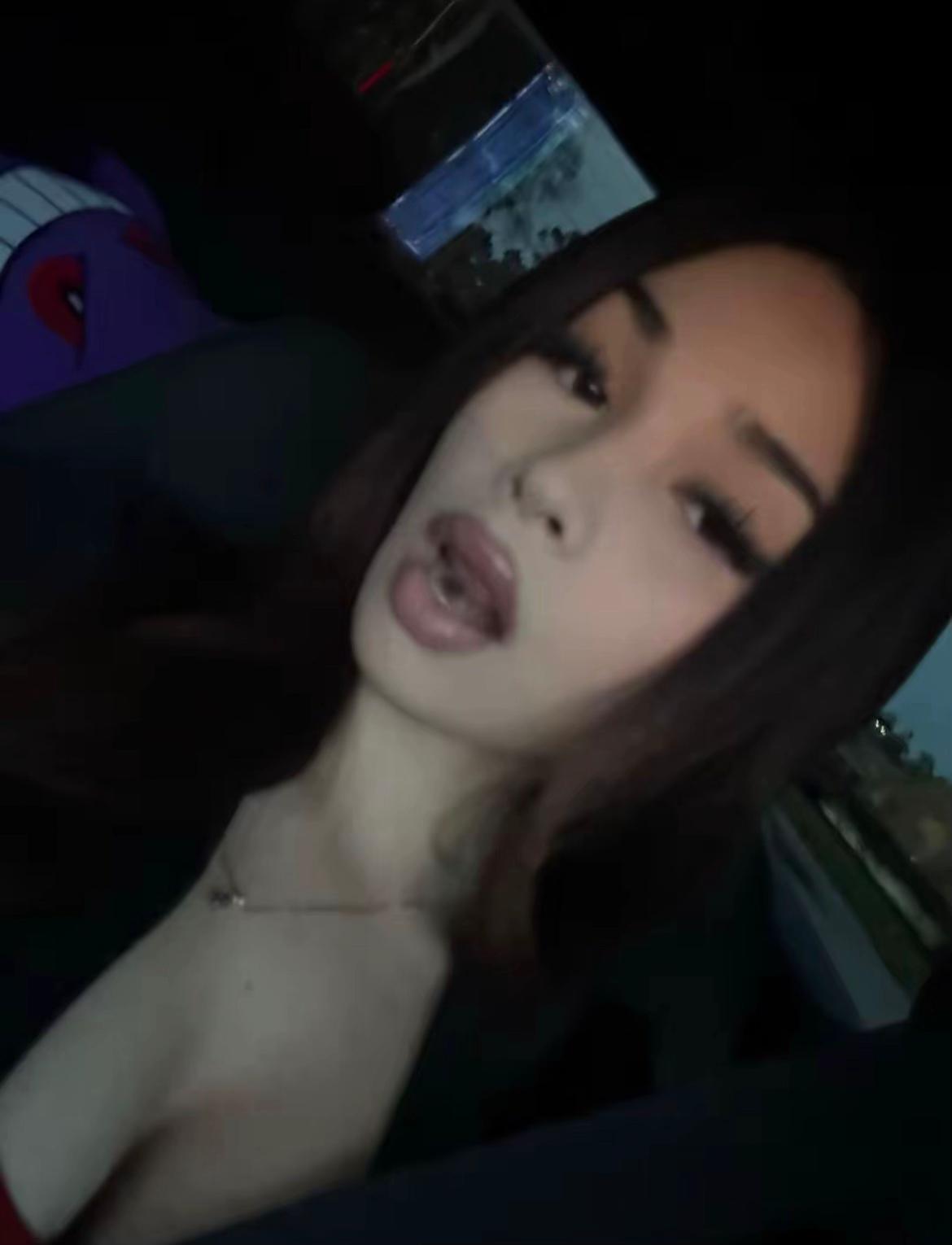 @VAL1NT1NA