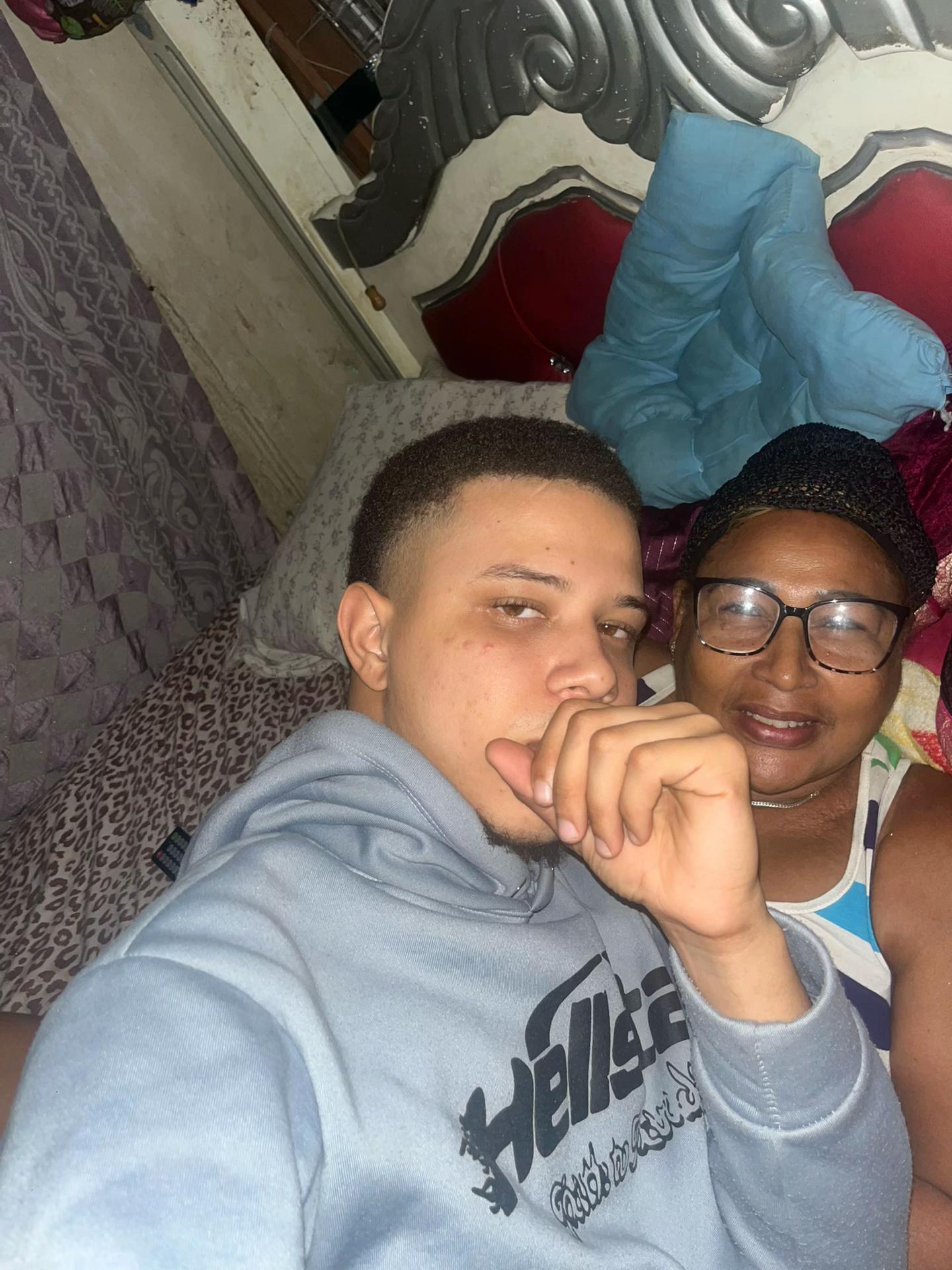 @yefry