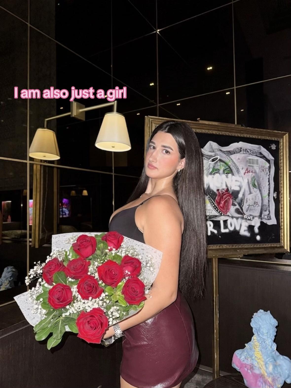 @𝐋