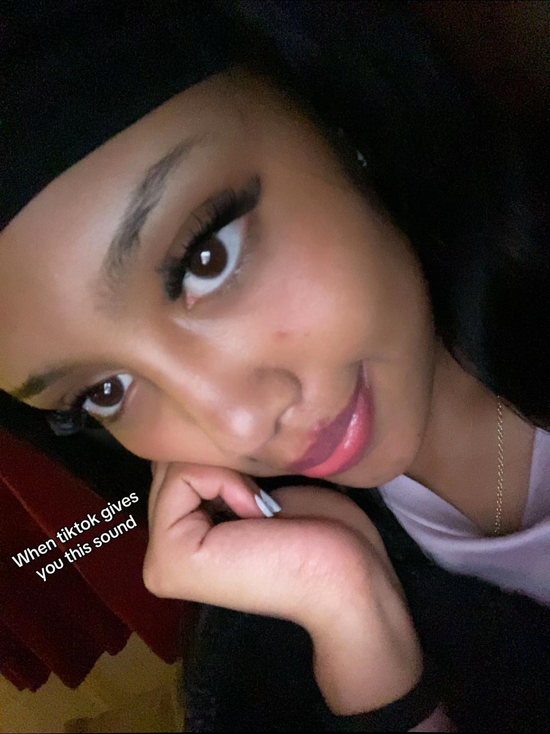 @👸🏽