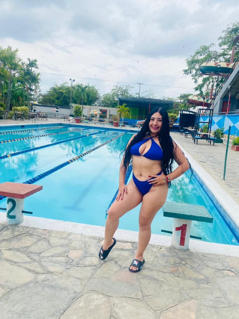 @Desiree08