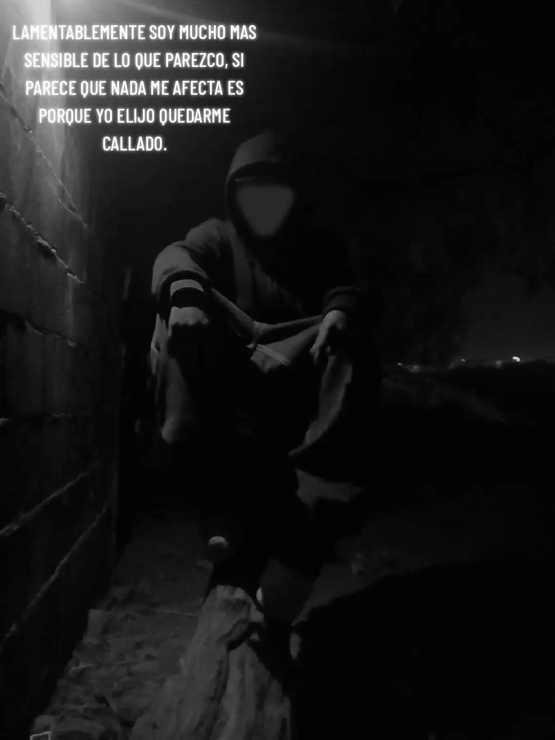 @👤
