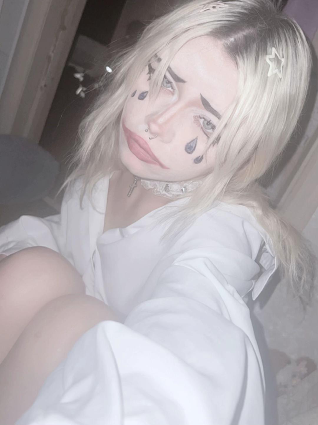 @KeeshiMoshi