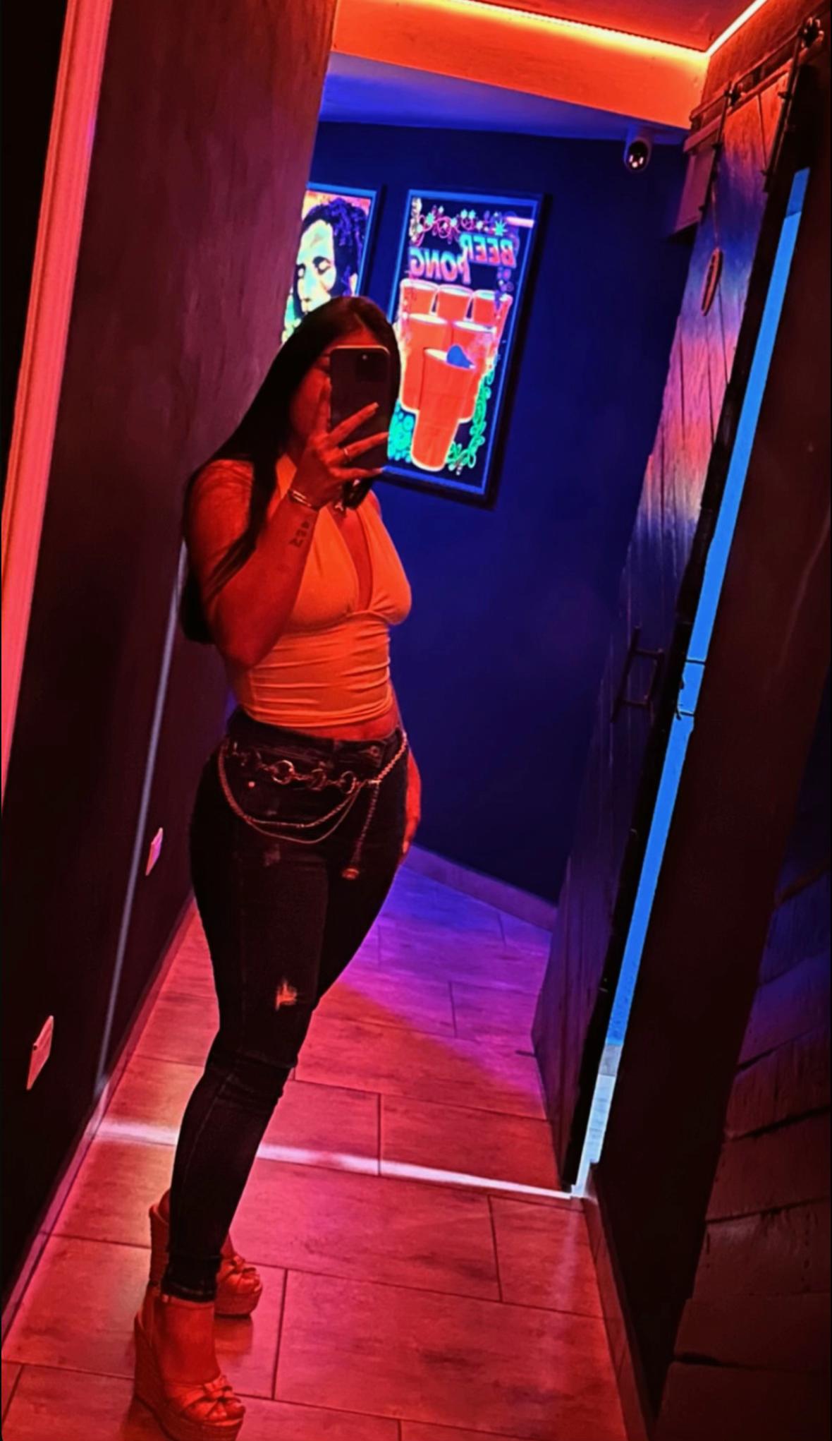 @Alondra García