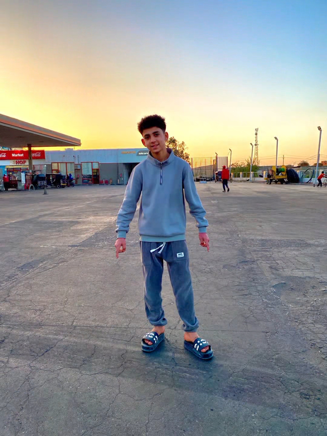 @😘 ElZOZ 🦁