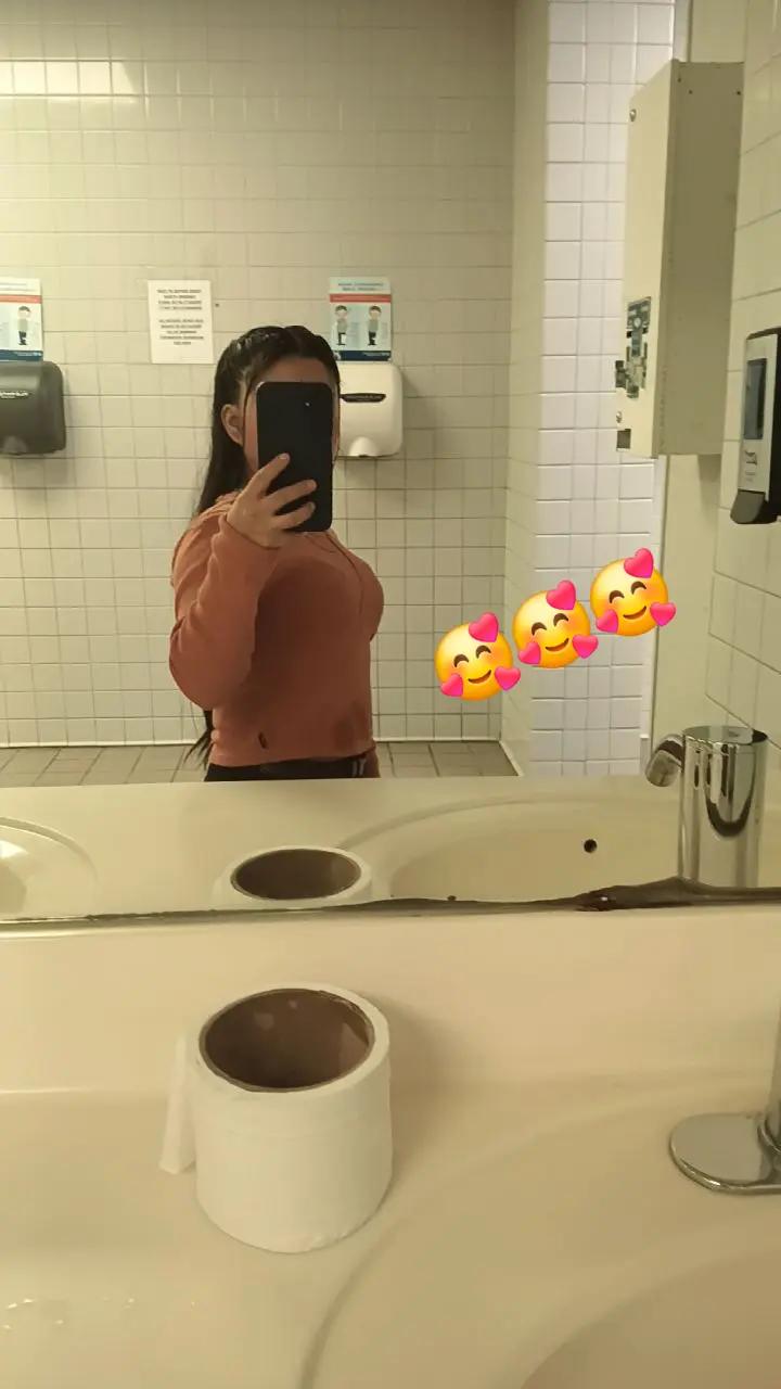 @Angela Paz