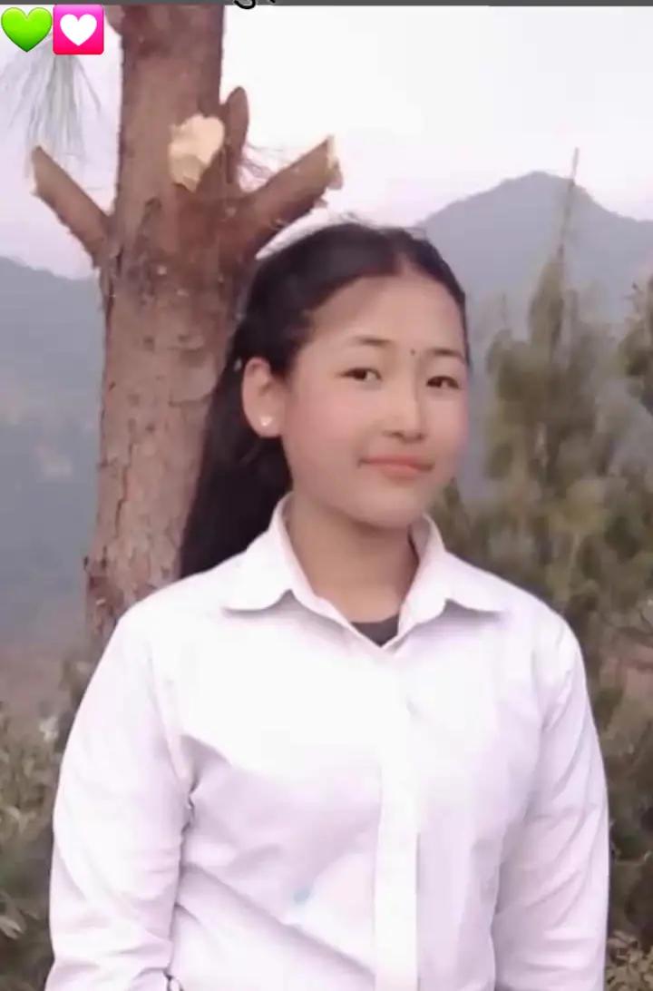 @Rekha limbu ___💟🫶