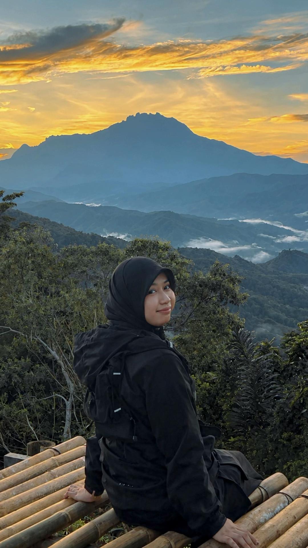 @4iniayana_