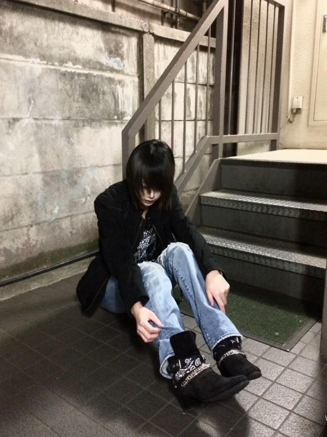 @Aru