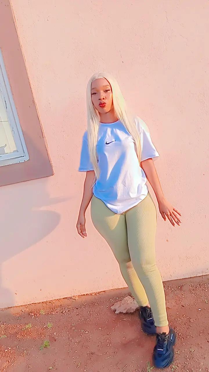 @❣️Tumi Mofokeng🐇