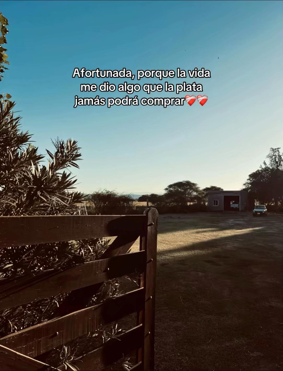@LINDA FERNANDA
