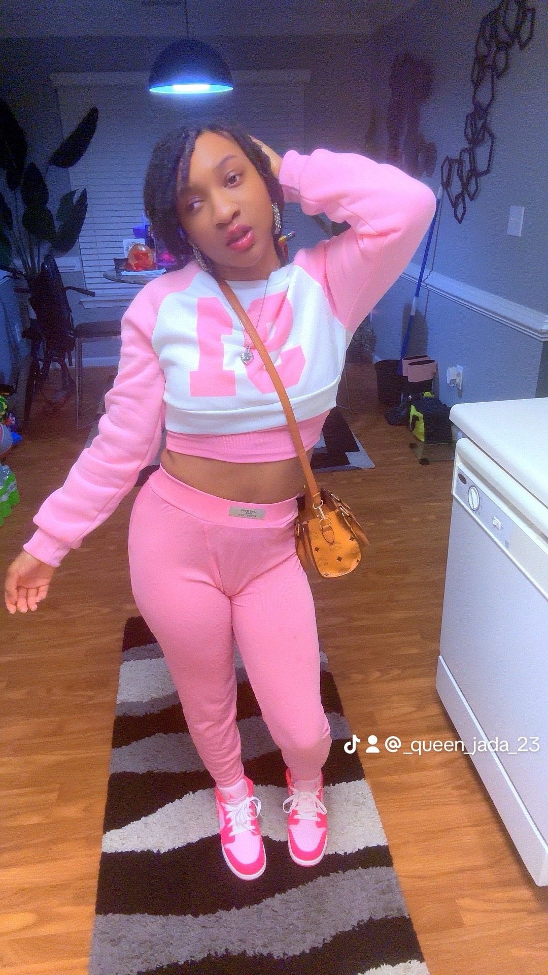 @Jada🩷