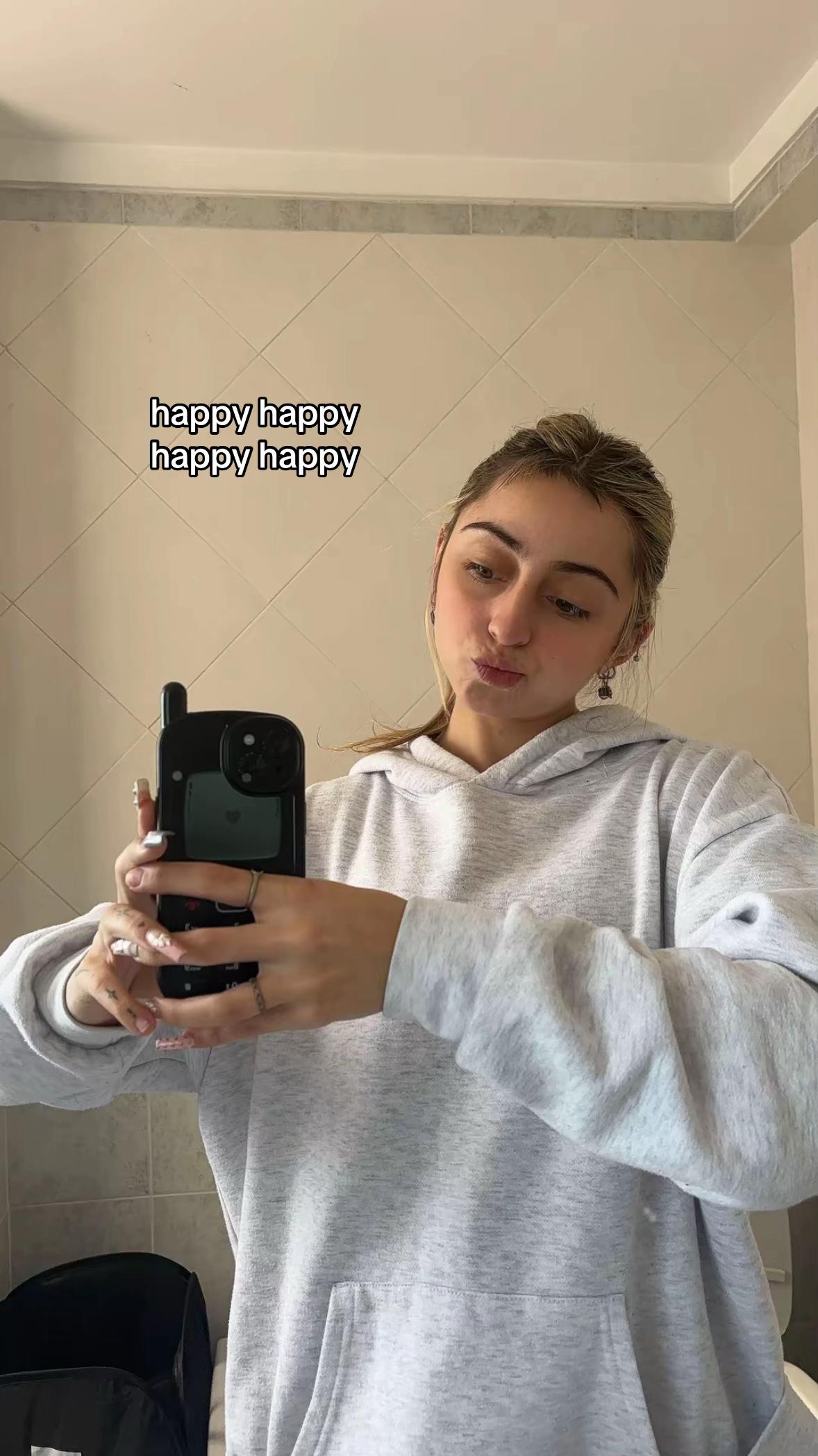 @viuxyta