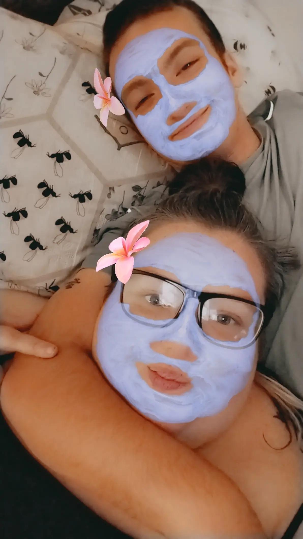 @Chloe Hannah Jones 🖤💕