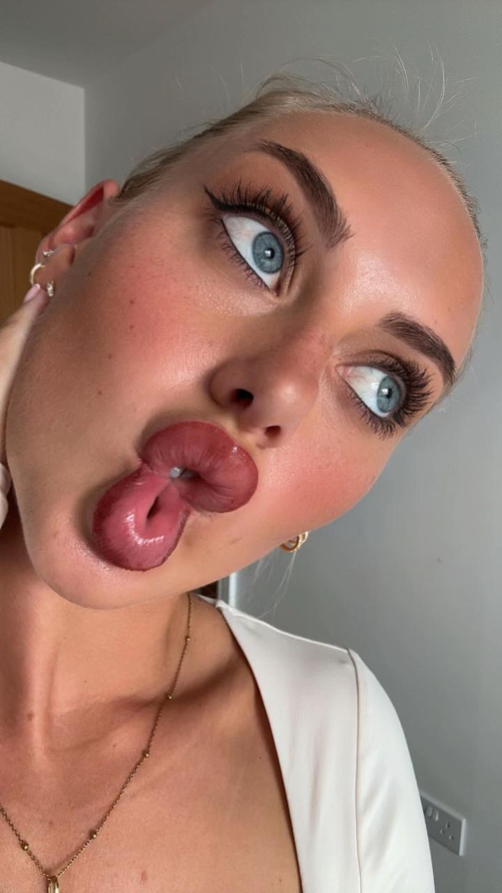 @Rhiannon blue