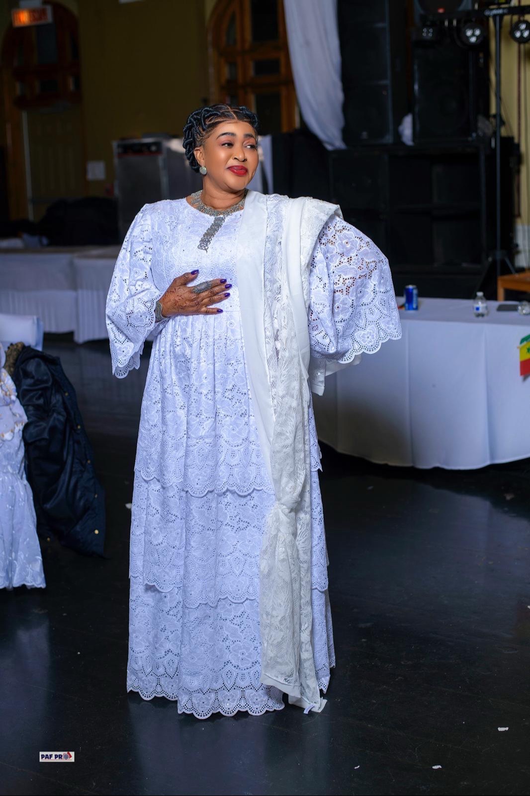 @awaintercouture