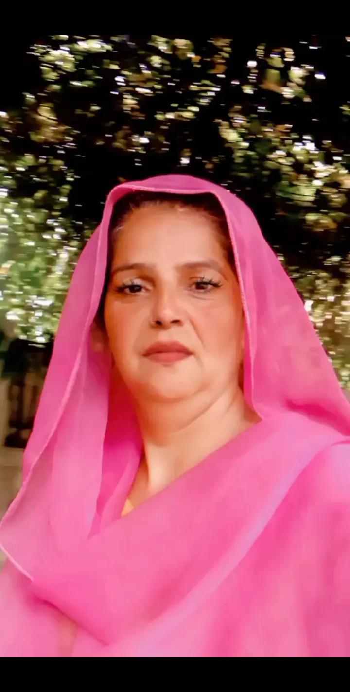 @shezadi