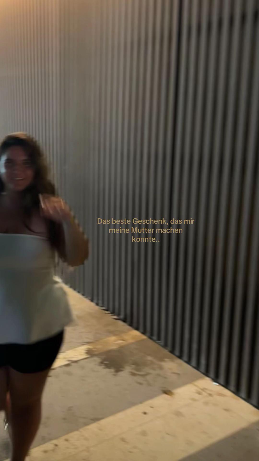 @Cecilia