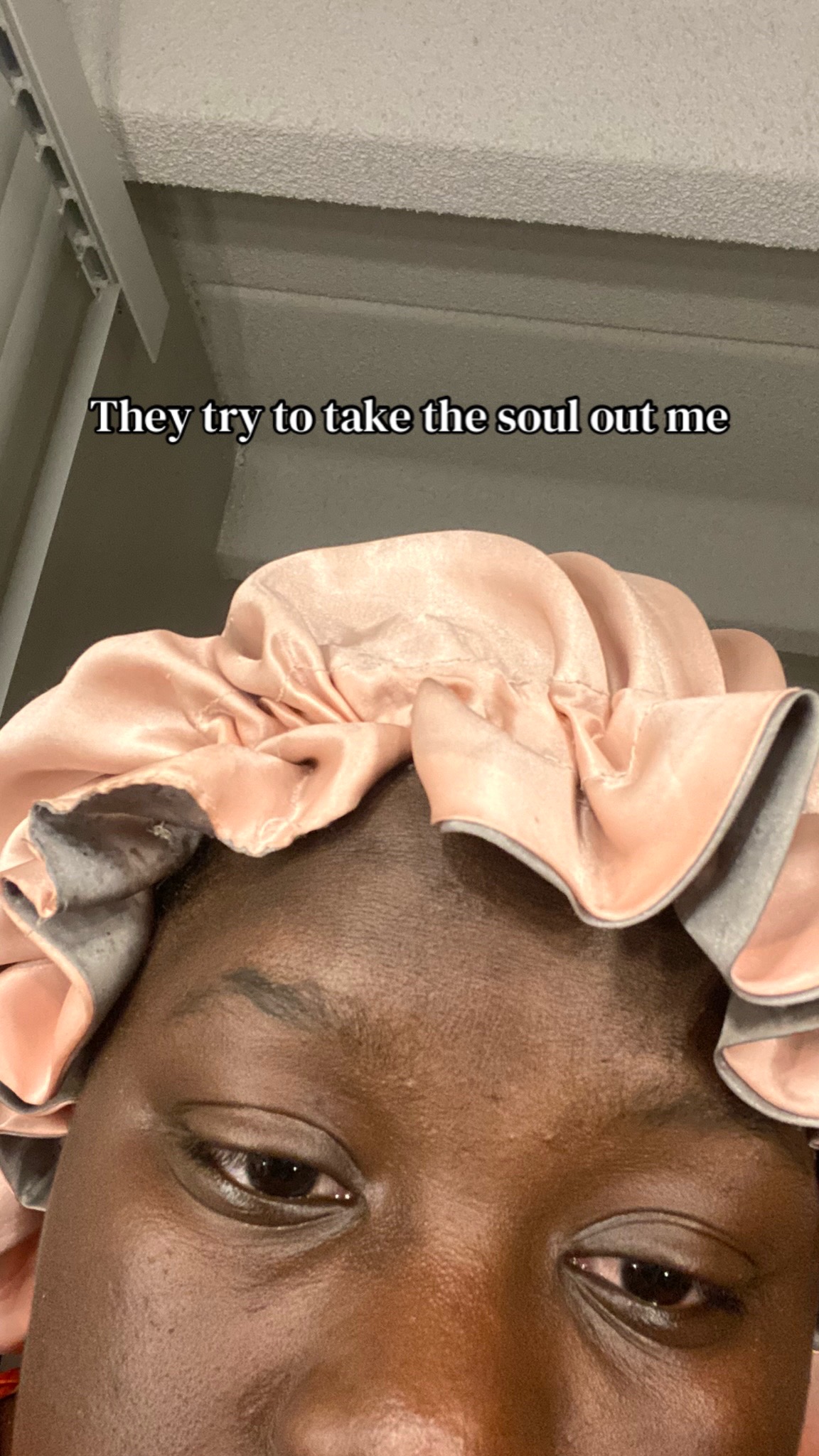 @iamakanke_