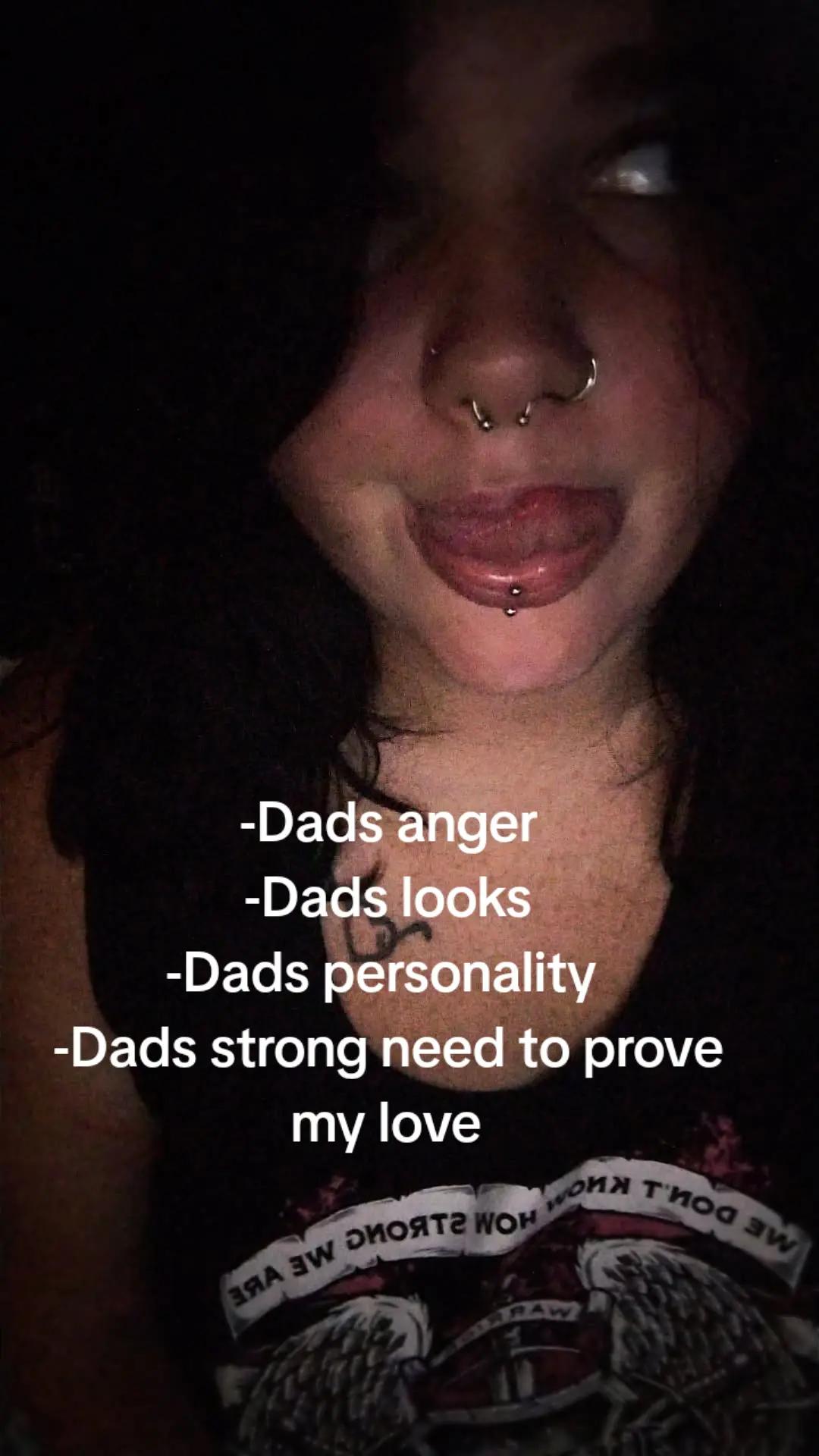 @Emily🖤