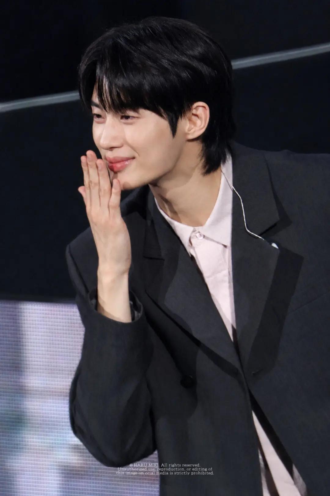 @byeon_