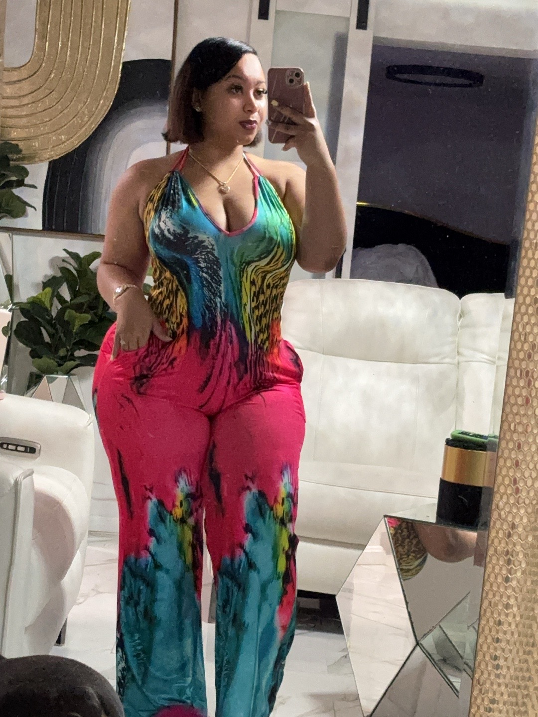 @YourAuntieMoe