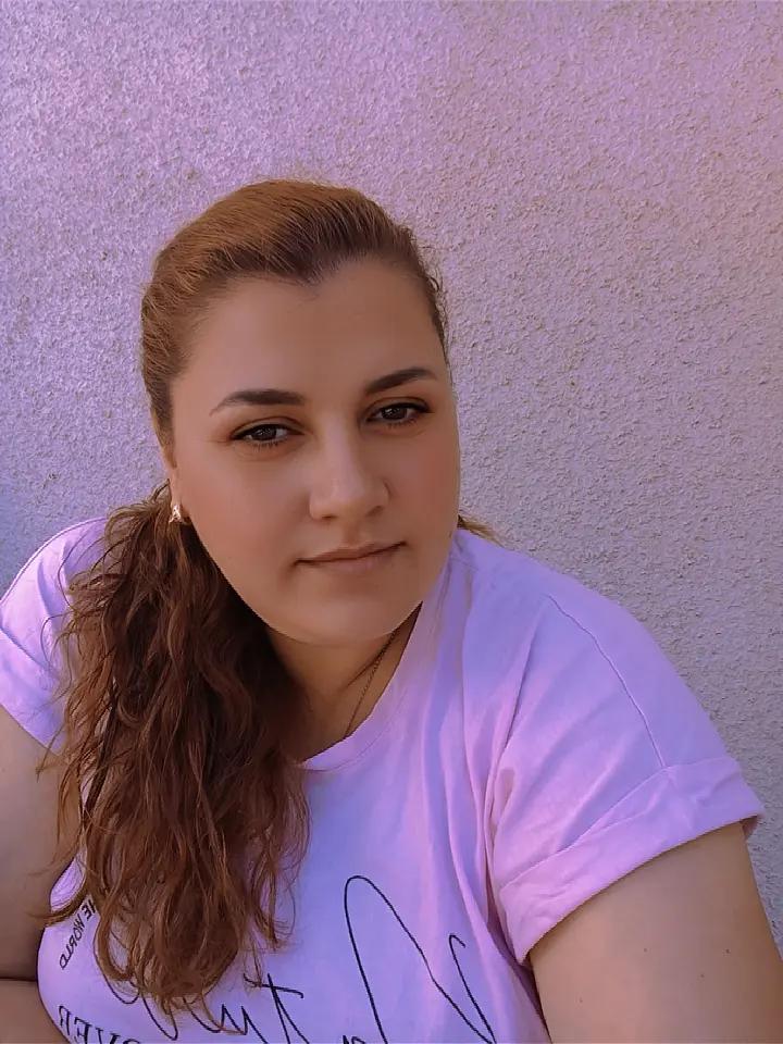 @lileazelencu
