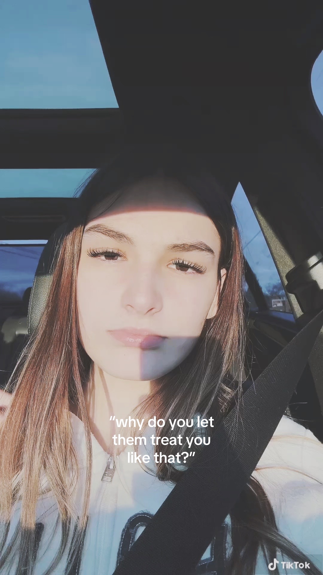 @⃟
