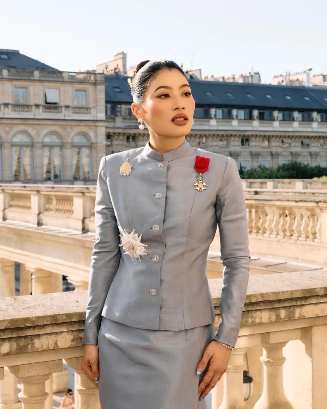 @HRH Princess Sirivannavari
