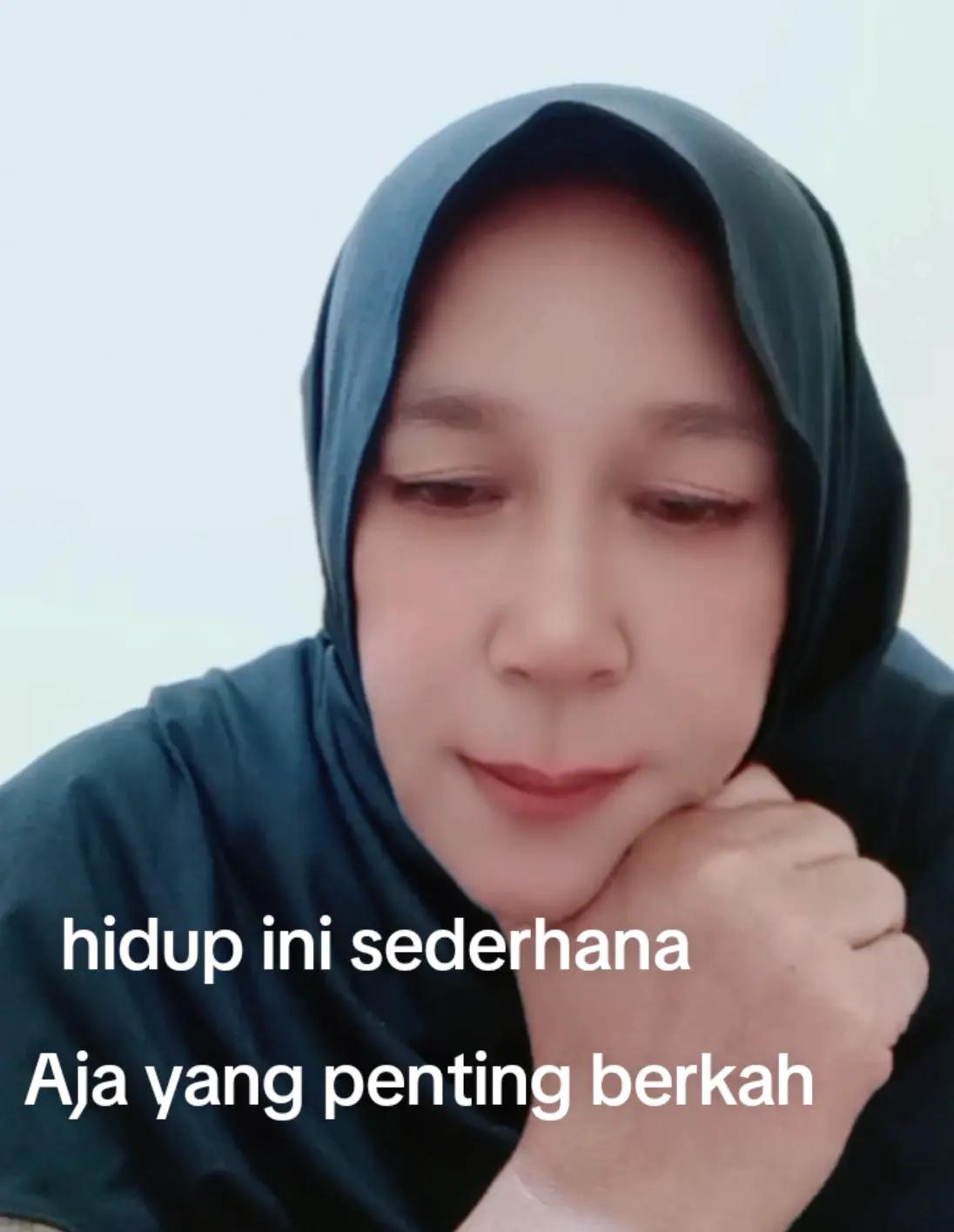 @🐊neneng Sulastri 42🐊