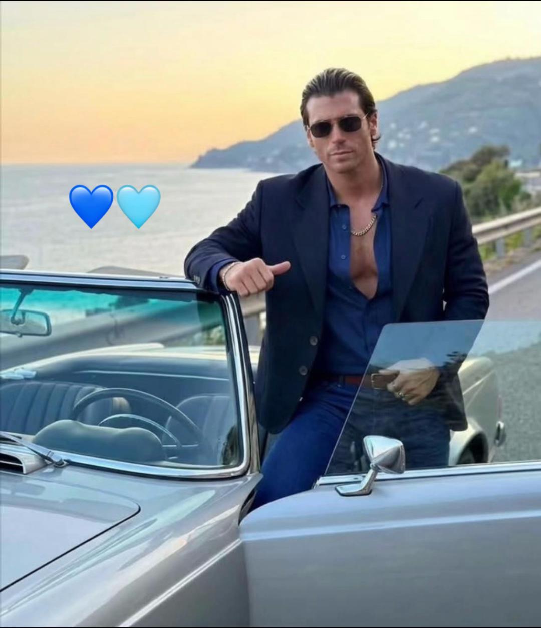 @Can Yaman 🖤ilMeglio 🖤