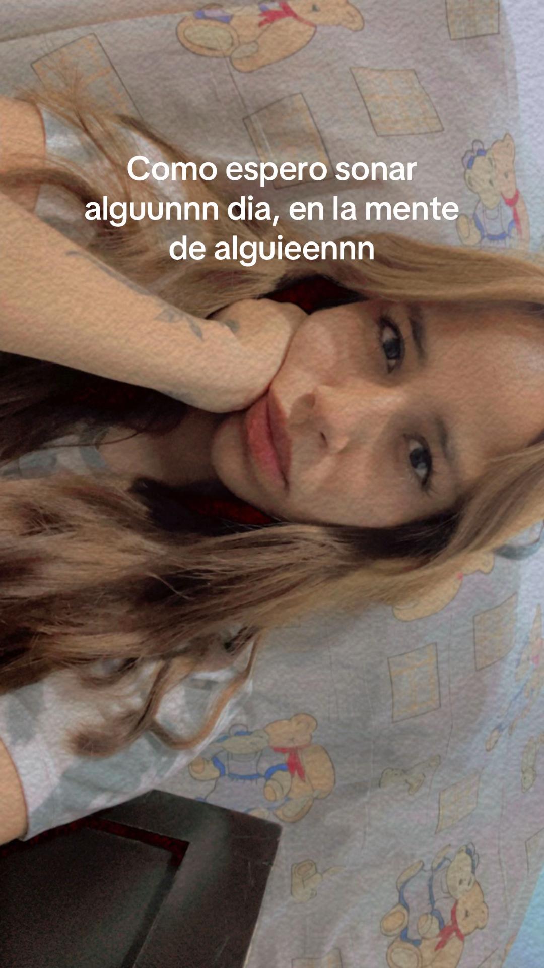 @Laura López 🦦