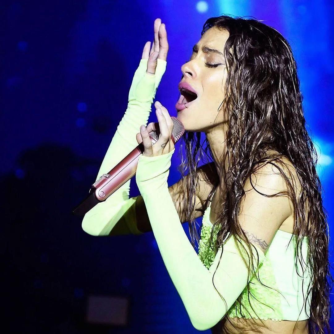 @♡ martina stoessel