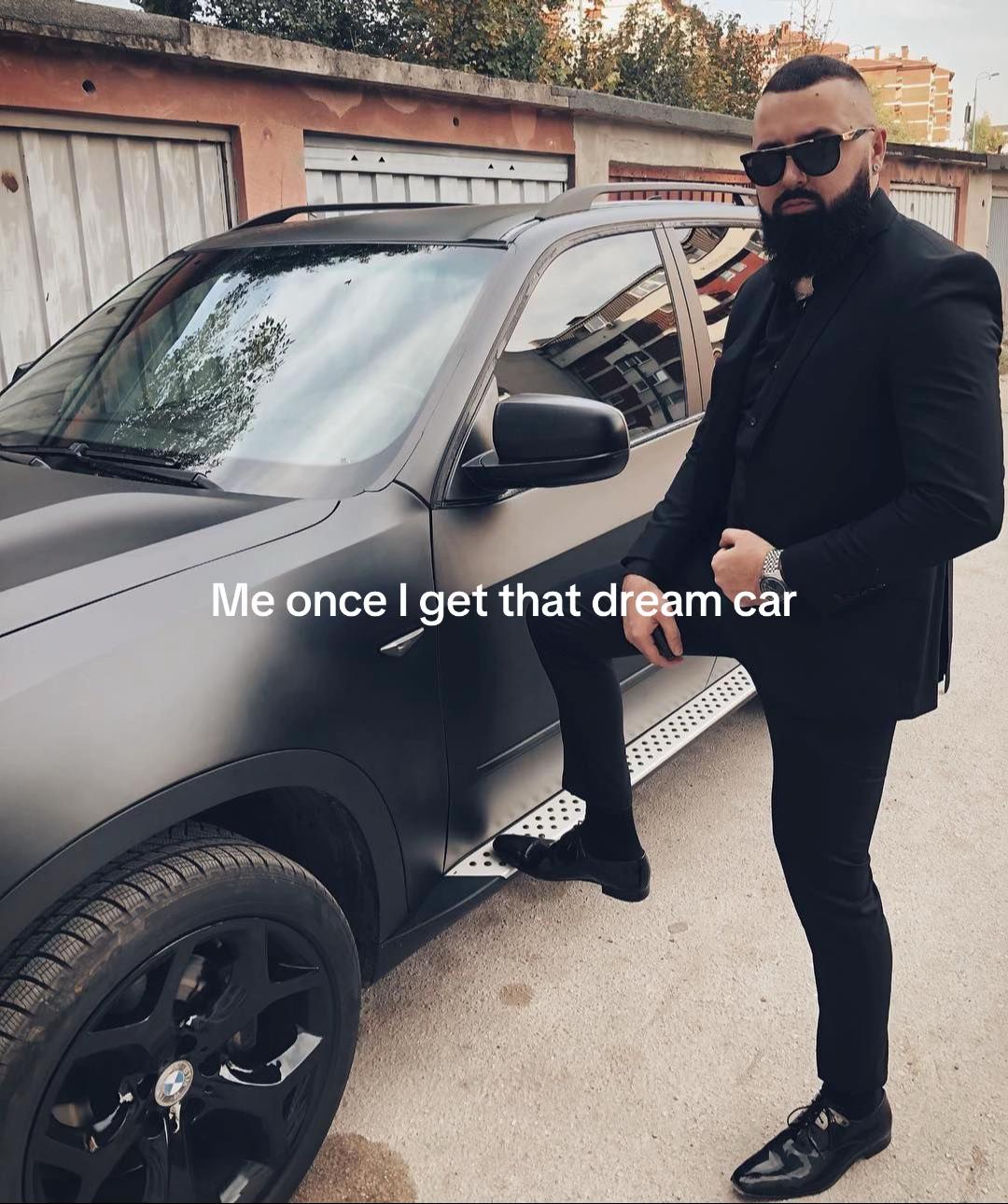 @ℳ