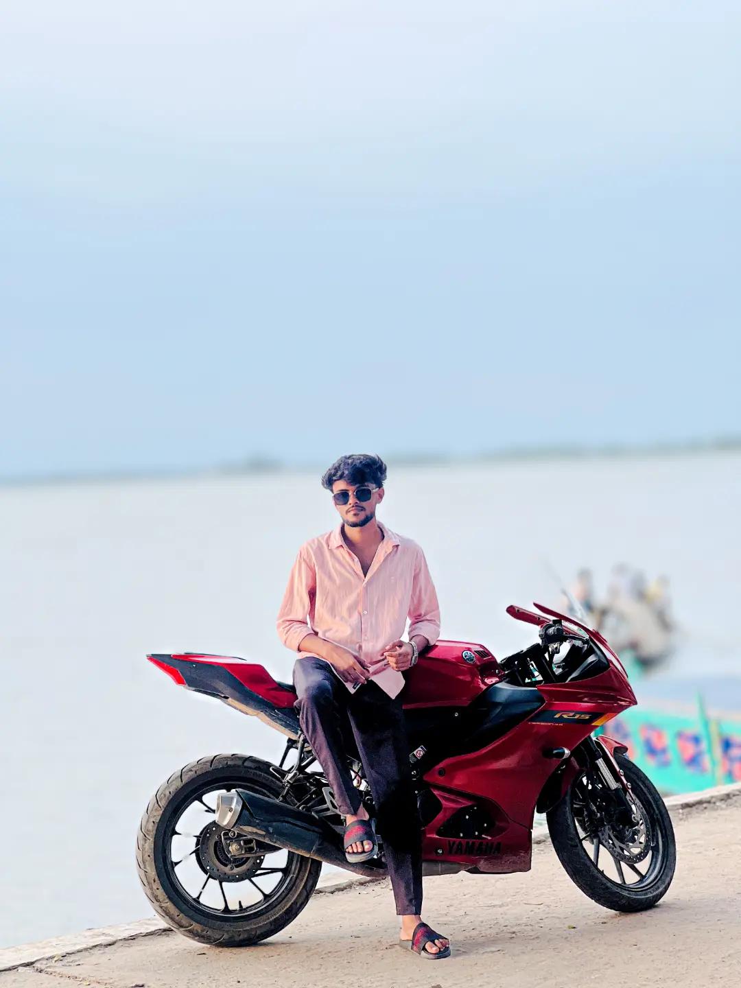 @😎 𝗥 𝗜 𝗛 𝗔 𝗠 🔥