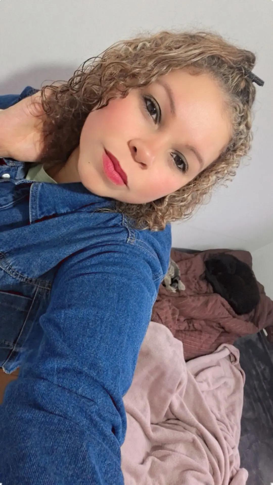 @michellyholanda87