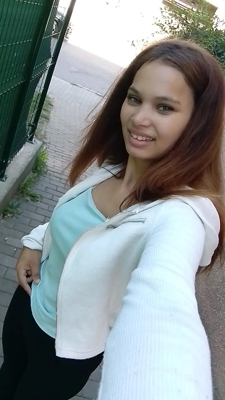 @våñëśkä 🥹🦋🫶