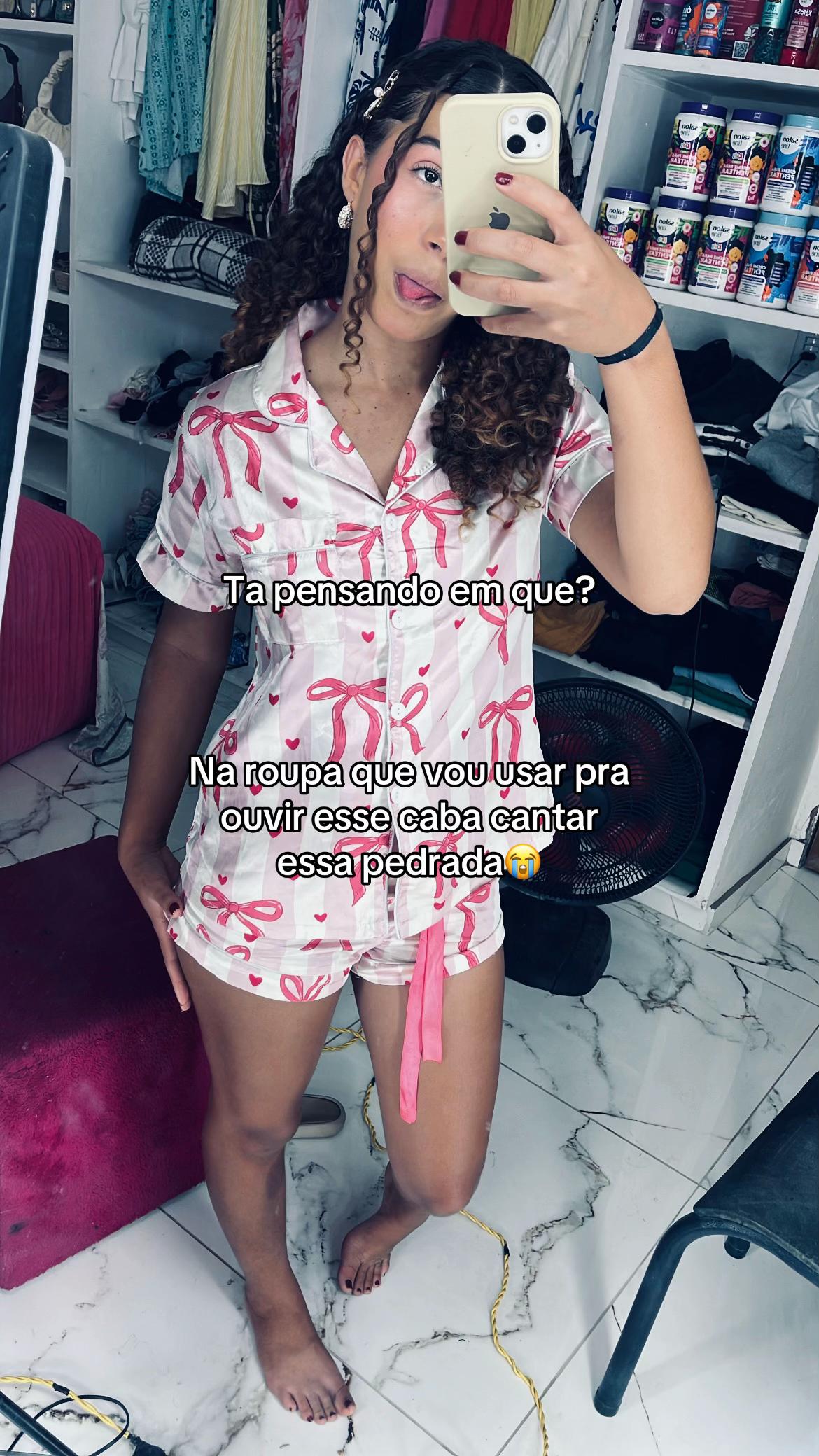 @Ana L&iacute;via
