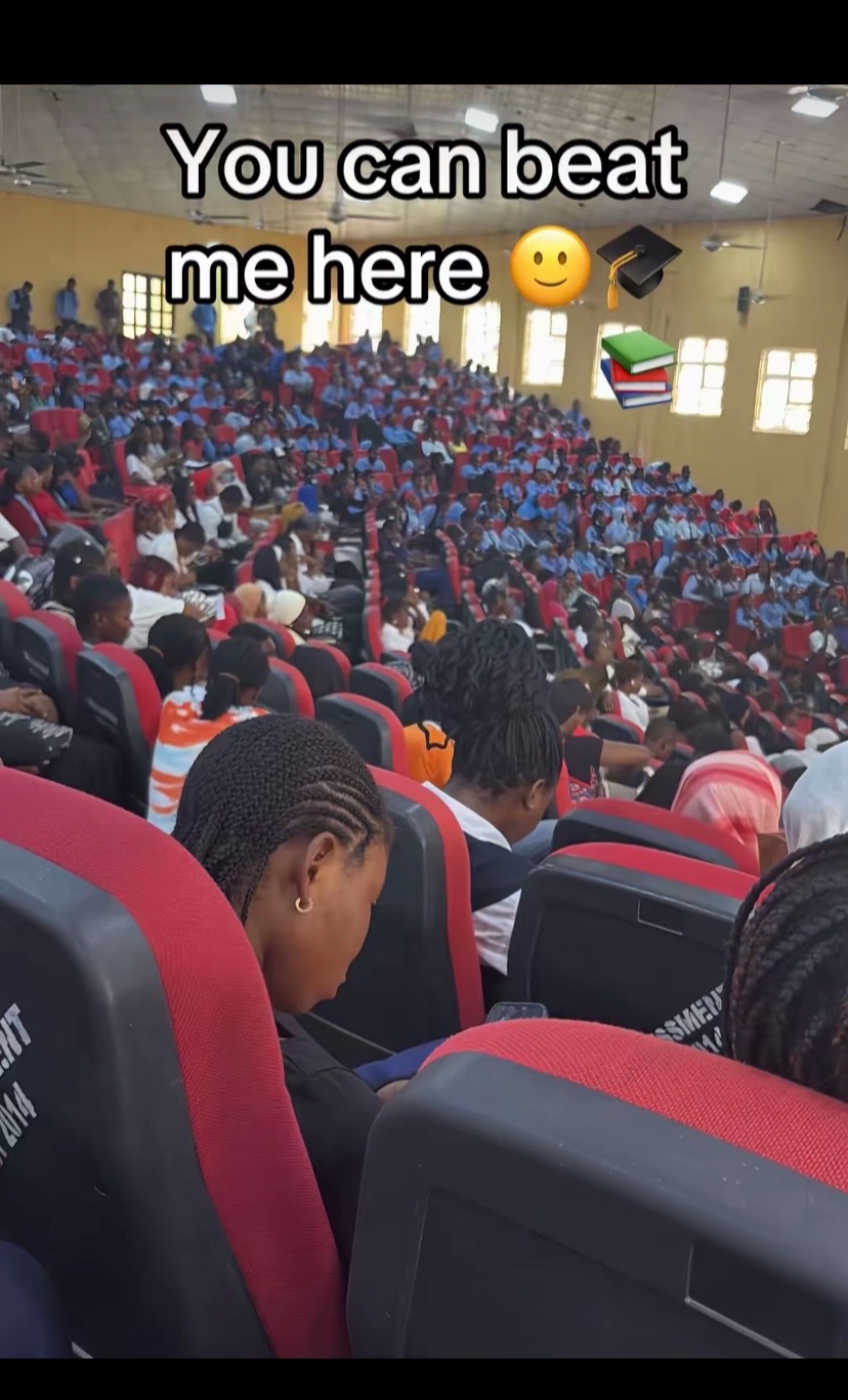 @KOBBY 🫥😶🌫️