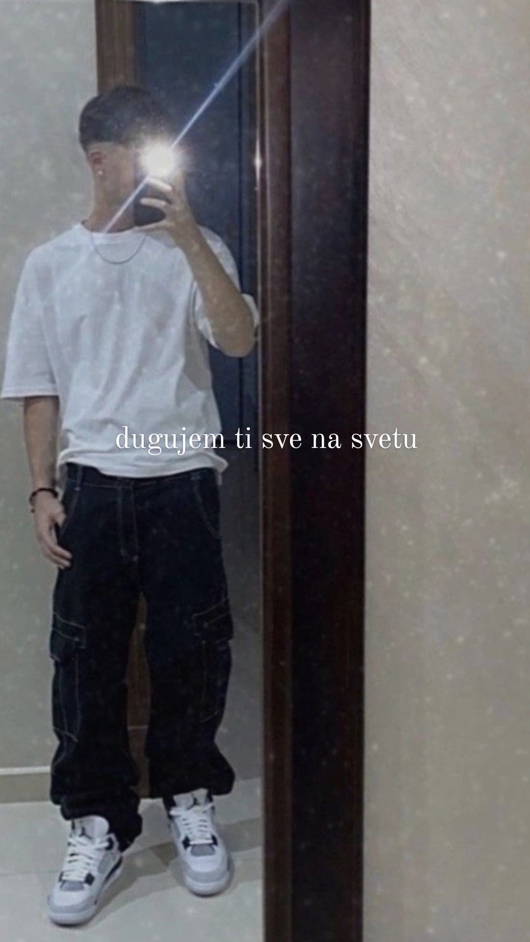 @- 🧟