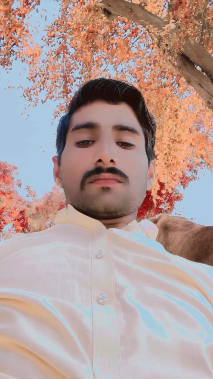 @𝒇𝒂𝒓𝒐𝒐𝒒 𝒂𝒃𝒃𝒂𝒔 ☄️